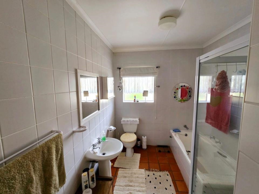 3 Bedroom Property for Sale in Stilbaai Wes Western Cape